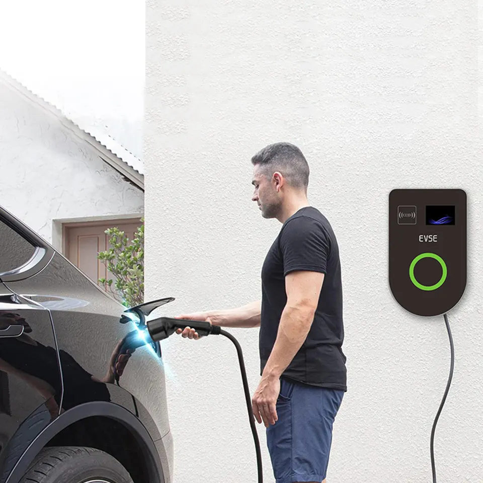 เครื่องชาร์จ AC EV Wallbox อัจฉริยะ 7.5kw 9.6kw 11.5kw รถยนต์ไฟฟ้าเชิงพาณิชย์ประเภท 1 พร้อมฟังก์ชัน RFID