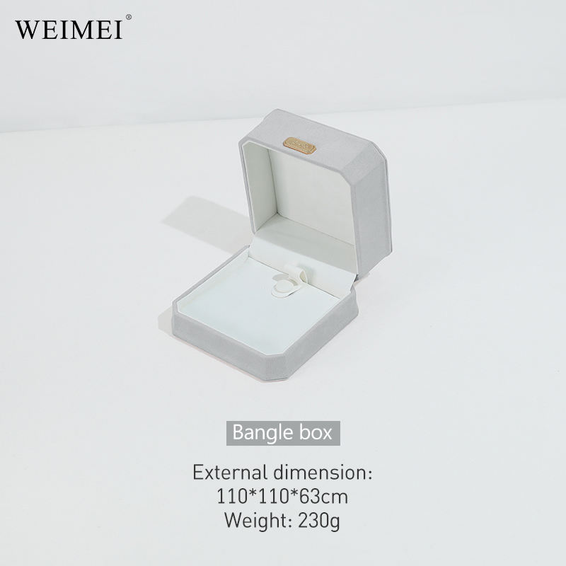 กล่องใส่กำไล