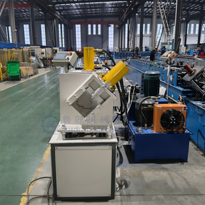 Finestra e porta che fa la macchina cerniere punzonatura taglio alluminio acciaio telaio porta rotolo di formatura produzione di linea macchina - Product Image 2