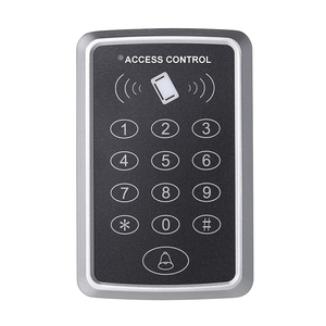 Sistema di controllo della tastiera per lettore di schede di accesso al sistema di controllo accessi