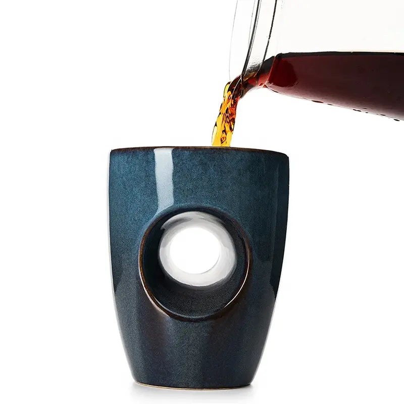 Design unico personalizzato presa centrale caffè bevanda calda tazza da tè dipinta a mano in ceramica blu scaldamani tazza regalo