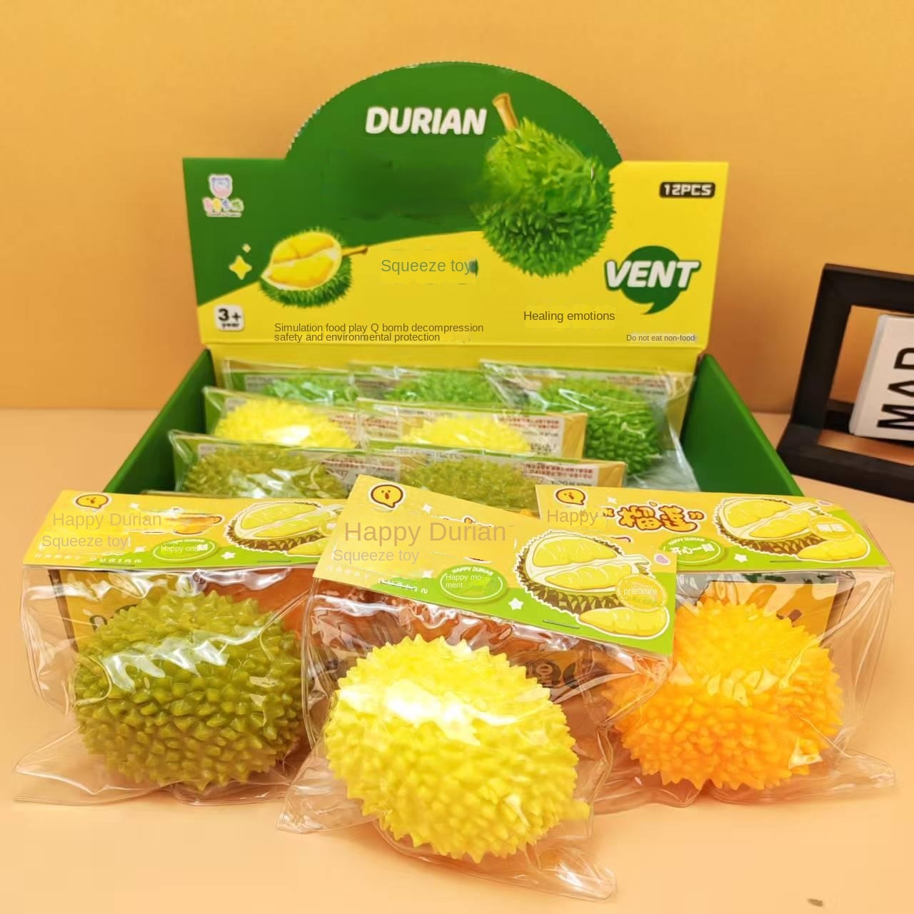 Compra una caja de 12 durianes fluidos y llévate una caja expositora gratis.