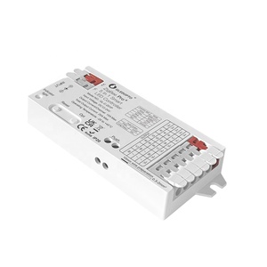 GLEDOPTO Pro + Controller LED 5-in-1 ZigBee3.0 20A Max telecomando con APP 2.4G RF PWM certificati 12-24V per il controllo della luce - Product Image 1