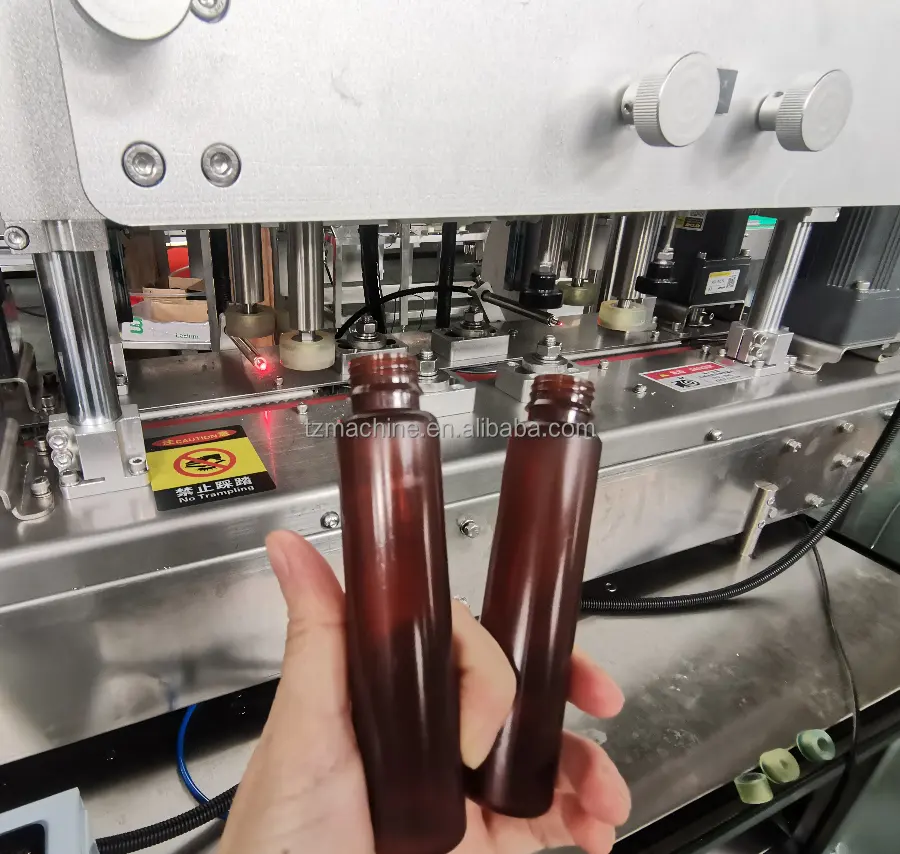 ماكينة تعبئة الأكواب البلاستيكية للمشروبات خط إنتاج ماكينة تعبئة الحلول IV