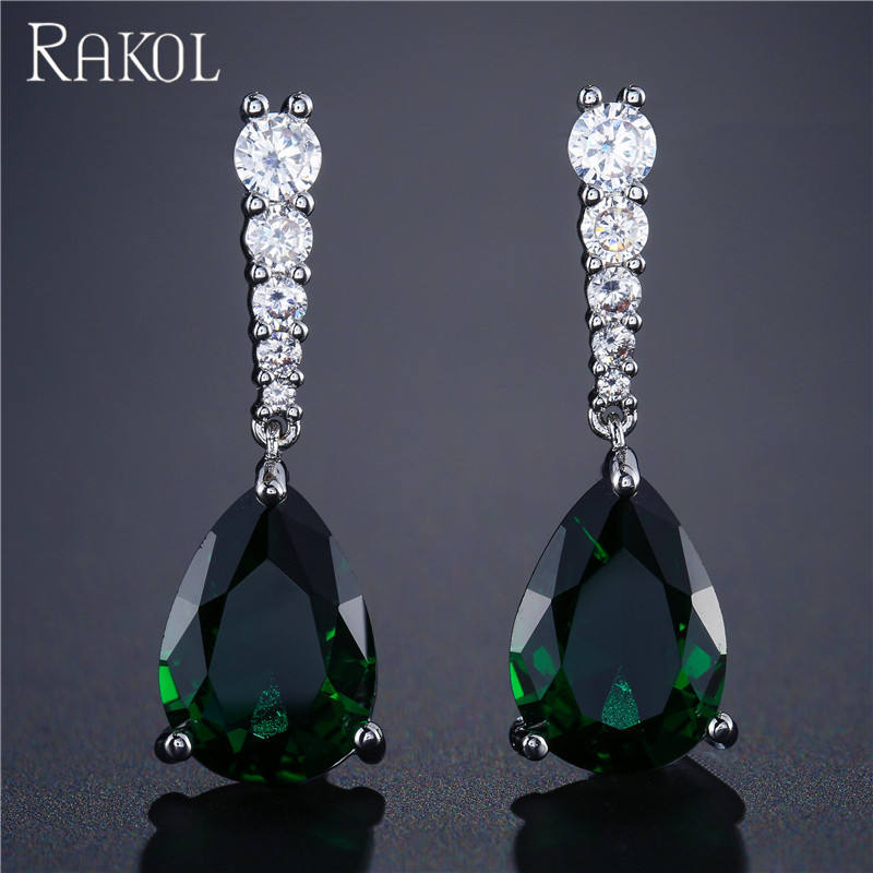 หินสีเขียวสีขาว