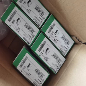 Controllori di automazione industriale 24VDC con 64 transistor PLC PAC e controller dedicati uscite Discrete per la programmazione - Product Image 5