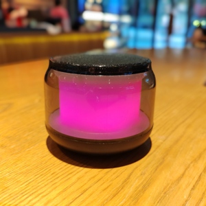 <span class=keywords><strong>2025</strong></span> Novo Estilo Portátil RGB LED Luz Mini Sem Fio USB TF Aux Alto-falantes Moda Alto Controle de Som para Computador Home Theatre