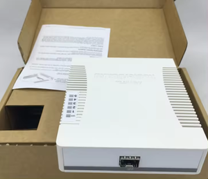 Mikrotik RB260GSP/CSS106-1G-4P-1S 5xギガビットPoE出力イーサネットスマートおよび1つのSFPケージネットワークスイッチ - Product Image 5