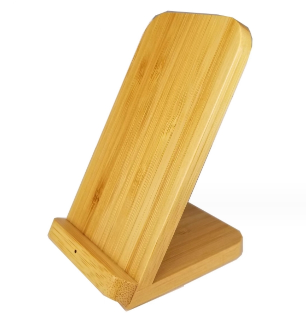 Carré en bambou de couleur jaune chaud