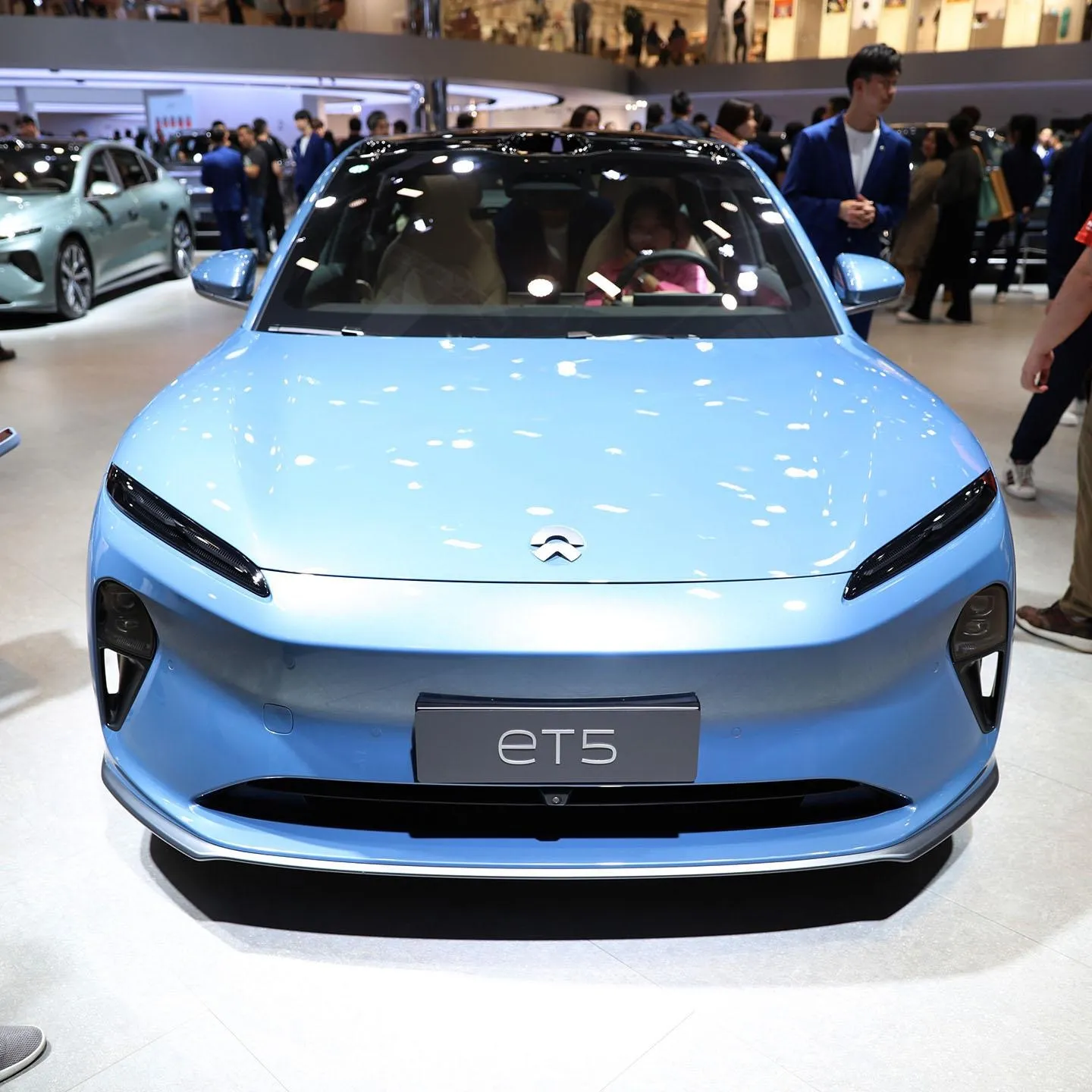 चीन में किए गए वाहन कीमत गर्म छोटी कारों बेच कम गति इलेक्ट्रिक प्रयुक्त 2023 एनआईओ Et5 75km
