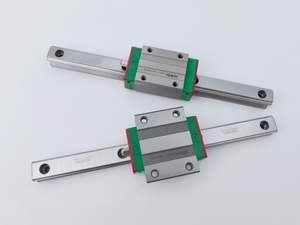 Componente de bloque de núcleo de brida de guía lineal de alta precisión HIWIN HGW35CC para estructura de movimiento lineal Nueva condición para sistemas CNC