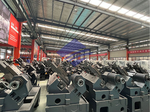 Ventas directas de fábrica Máquinas herramientas automáticas Centro de mecanizado CNC VMC1580 Centro de mecanizado CNC de 5 ejes con mesa de rotación - Product Image 5