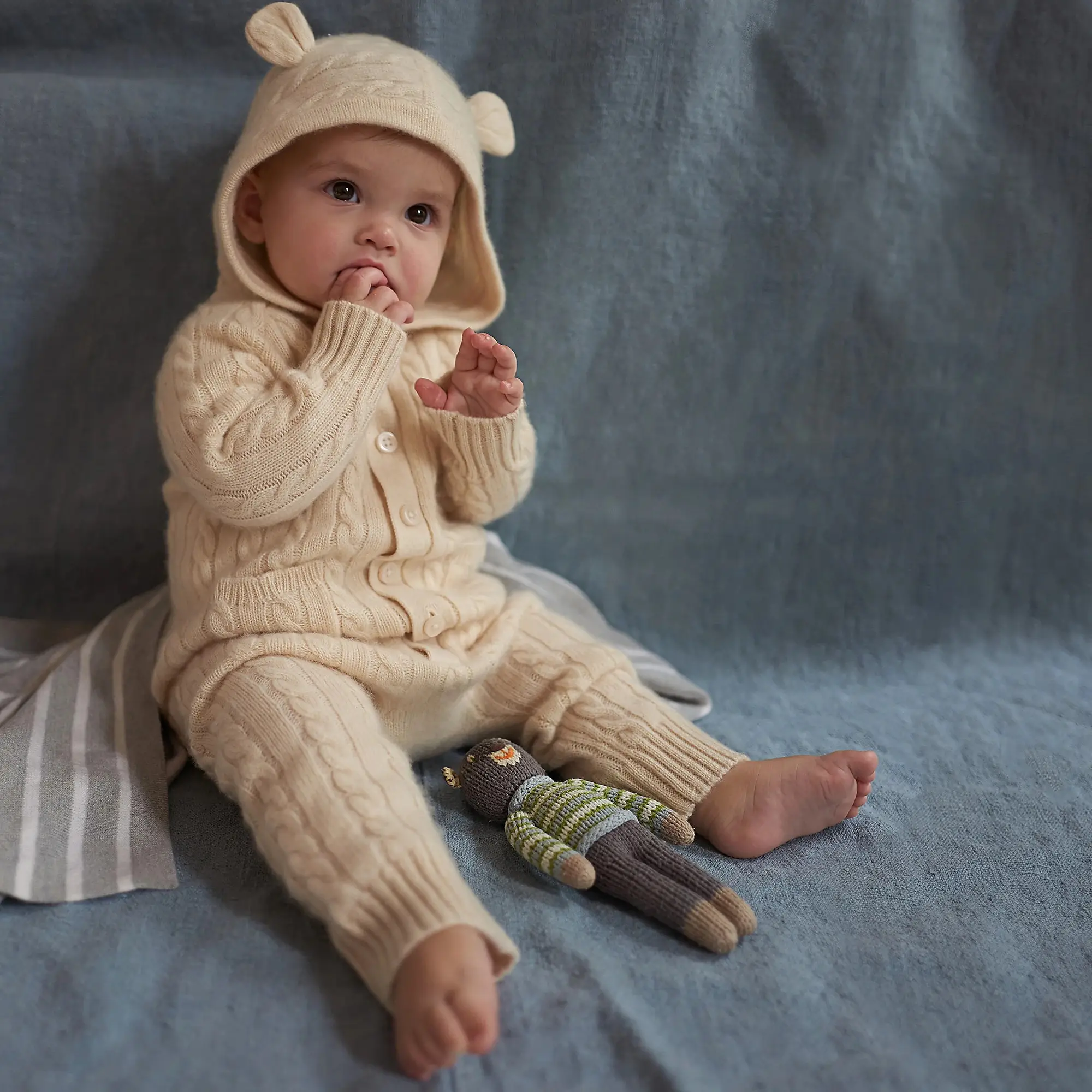 Kablo örgü düğmesi bebek tulum yürümeye başlayan vintage sevimli bebek giysileri kaşmir romper