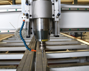Großer 2560 Auto Tool Change Cnc Router für die Holz bearbeitung und Möbel herstellung - Product Image 5