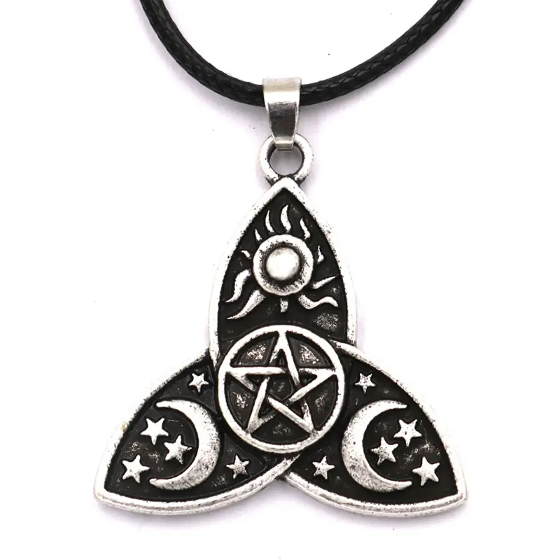 Triple Moon Goddness Halskette-Keltischer Knoten/Baum des Lebens/Penta cle Anhänger, treuer religiöser Wicca-Schutz Anmulet Schmuck