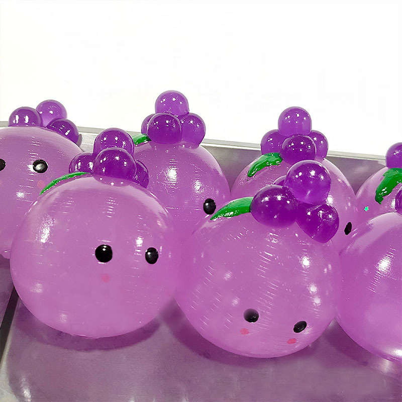 20393-purple crystal grape ball
