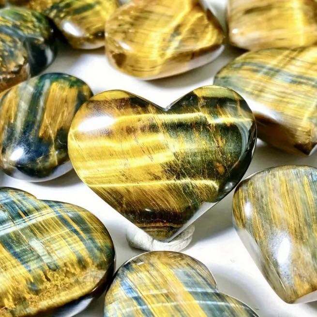 Yellow tiger eye heart