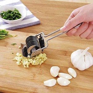 Pişirme aracı sarımsak kişniş kesici Gadget paslanmaz çelik soğan doğrayıcı dilimleme mutfak iyi bir yardımcı - Product Image 6