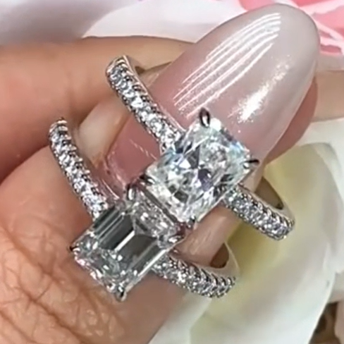 Moissanite taille radiant
