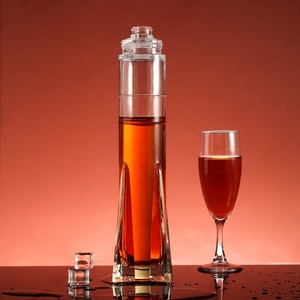 Özel 700ml roket şeklinde cam şarap şişesi yüksek kalite 1000ml viski XO brendi ve Tequila tutucu kristal kap benzersiz tasarım - Product Image 4