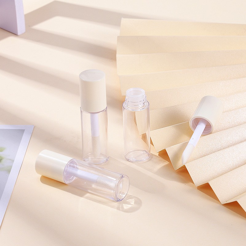 Tubes de brillant à lèvres transparents 10ml avec couvercle beige