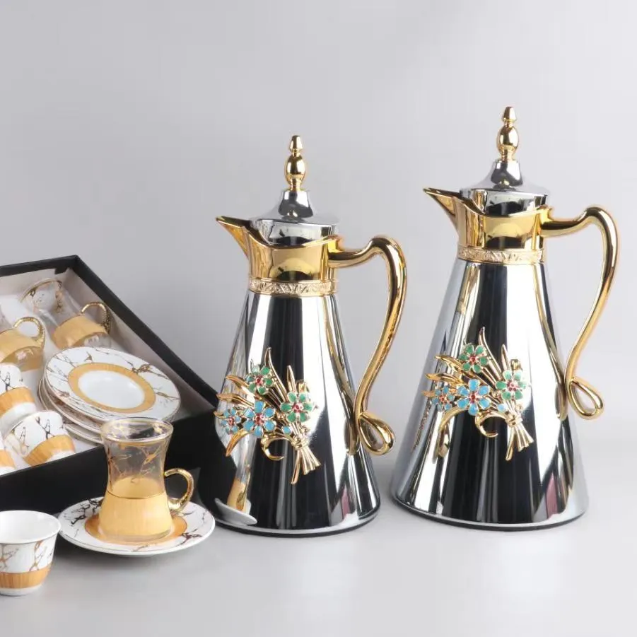 Flacon à vide de luxe 20 pièces à motifs de feuilles bouilloire chaude et froide ensemble de cafetière de style arabe avec boîte-cadeau