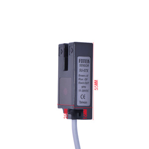 FOTEK SU-07X光学传感器10-30 VDC 3PIN无NPN红外发光二极管IP65 U型，带标记标签 - Product Image 2