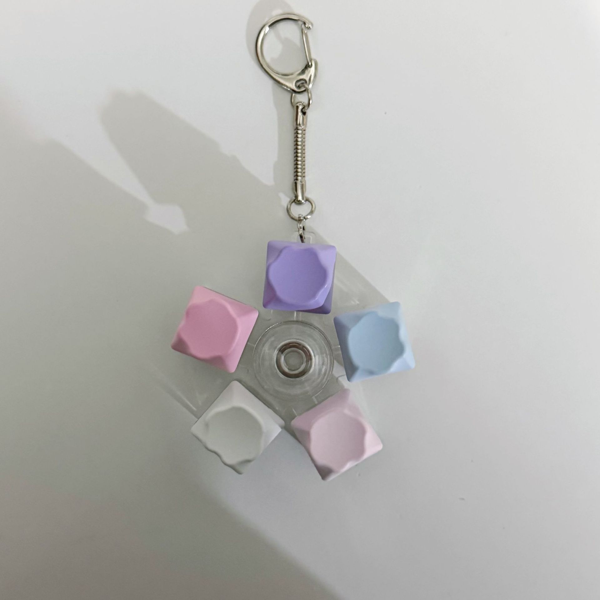 Cat paw colorful rotating keychain