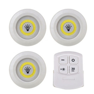 Ultra parlak 150 lümen COB LED pak ışığı kabine altında kablosuz pil kumandalı musluk basmalı lamba uzaktan kumanda ile - Product Image 2