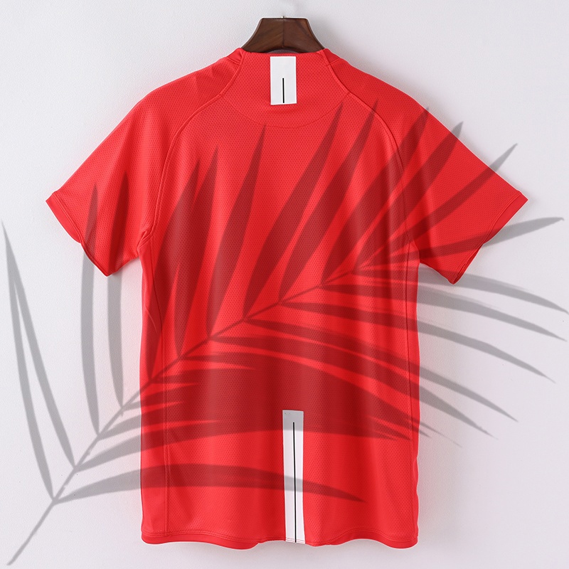 Short-sleeved