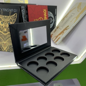 2025 pola desain kustom palet <span class=keywords><strong>Eyeshadow</strong></span> mewah krom cap emas palet <span class=keywords><strong>Eyeshadow</strong></span> perona pipi magnetik palet kosong - Product Image 6