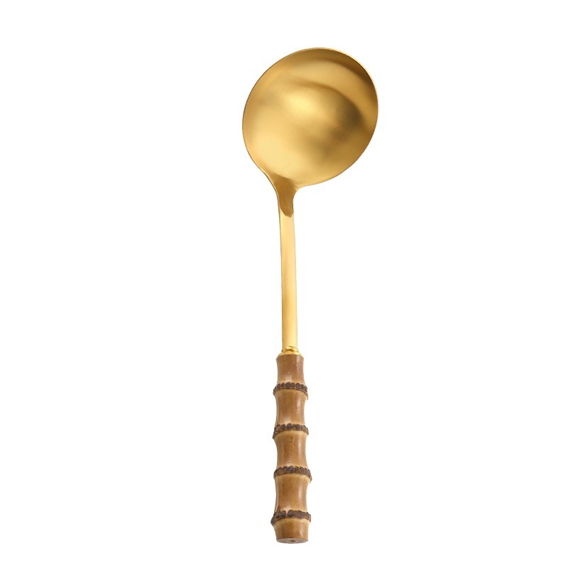 Oro-cuchara de sopa