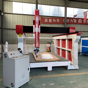 Enrutador CNC de 4 ejes para la fabricación de moldes de automóviles de madera 3D Máquina de corte de espuma 3D multifuncional con servomotor Sistema de control Richauto - Product Image 2
