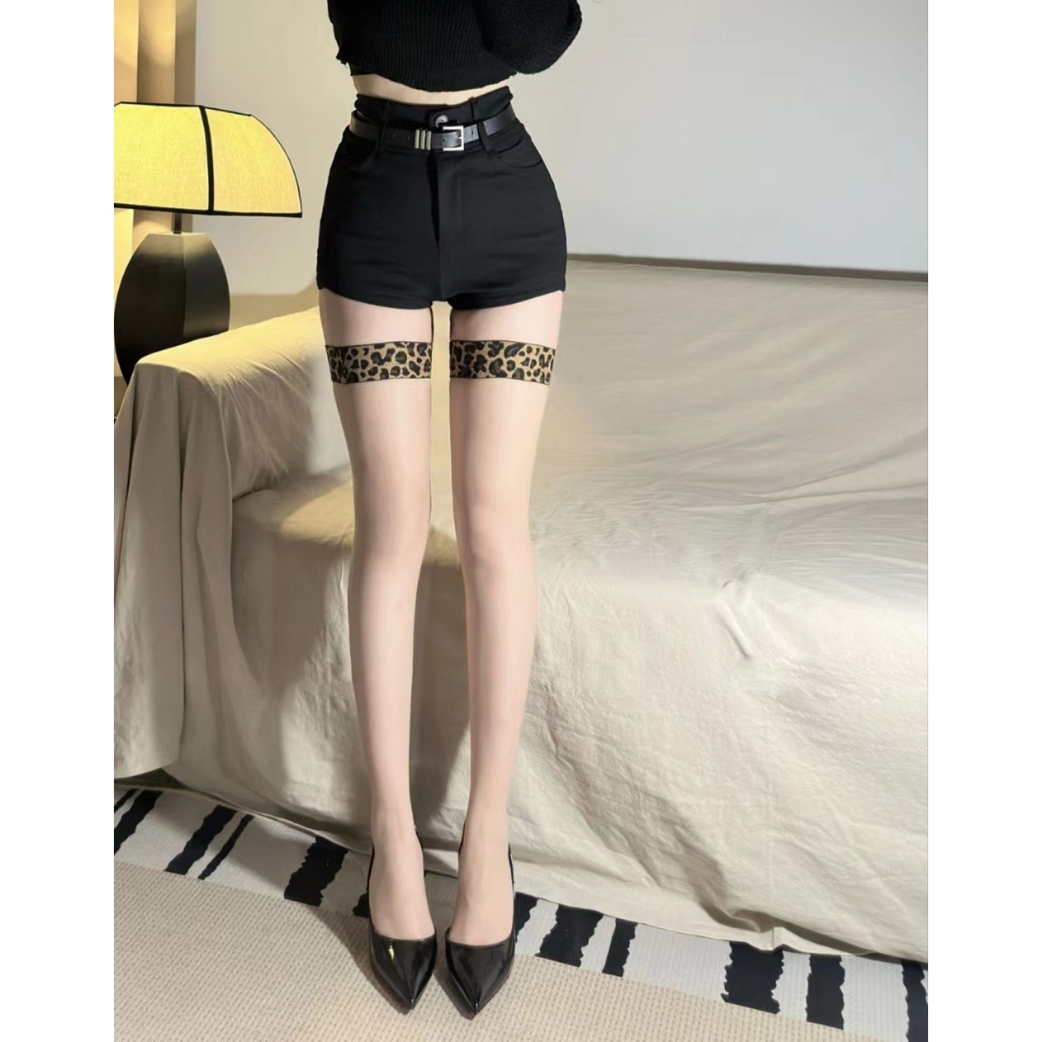 Over-the-knee leopard print skin tone