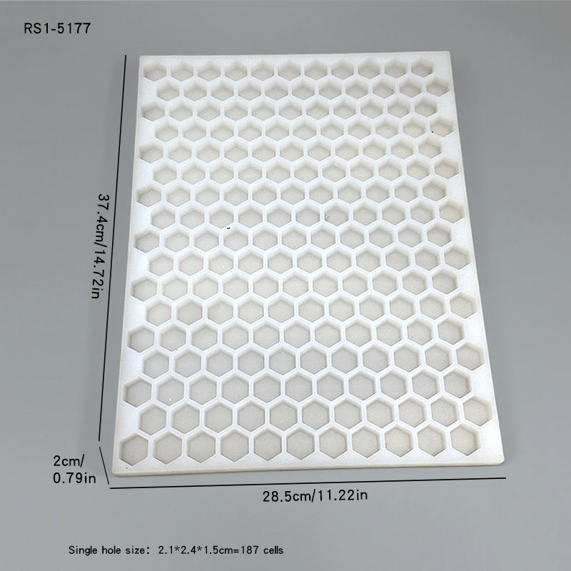 ไวท์อาร์เอส1-03