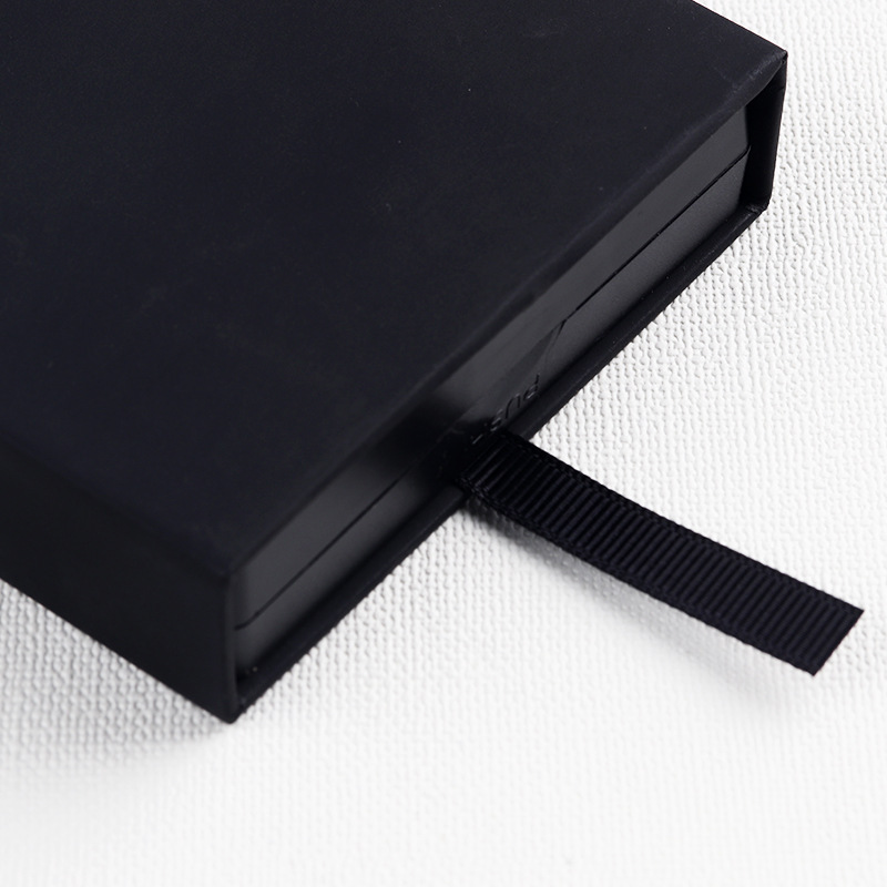 Black 7*7*2cm