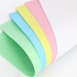 Jianghe Image rollo de papel sin carbón 2ply 3ply rollo pequeño 100% papel de computadora continuo de pulpa primaria para libro de facturas de recibos