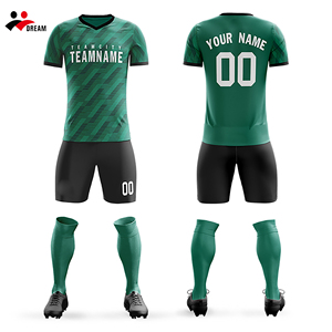 ホット販売カスタムプレーンポリエステル通気性メンズスポーツサッカージャージーサッカーユニフォームセットサッカーウェアジャージーセットサッカーキット