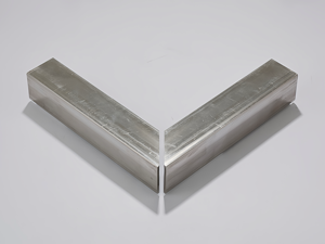Máquina cortadora de sierra angular de tubo completamente automática para cocina/muebles/procesamiento de tuberías de ingeniería - Product Image 2