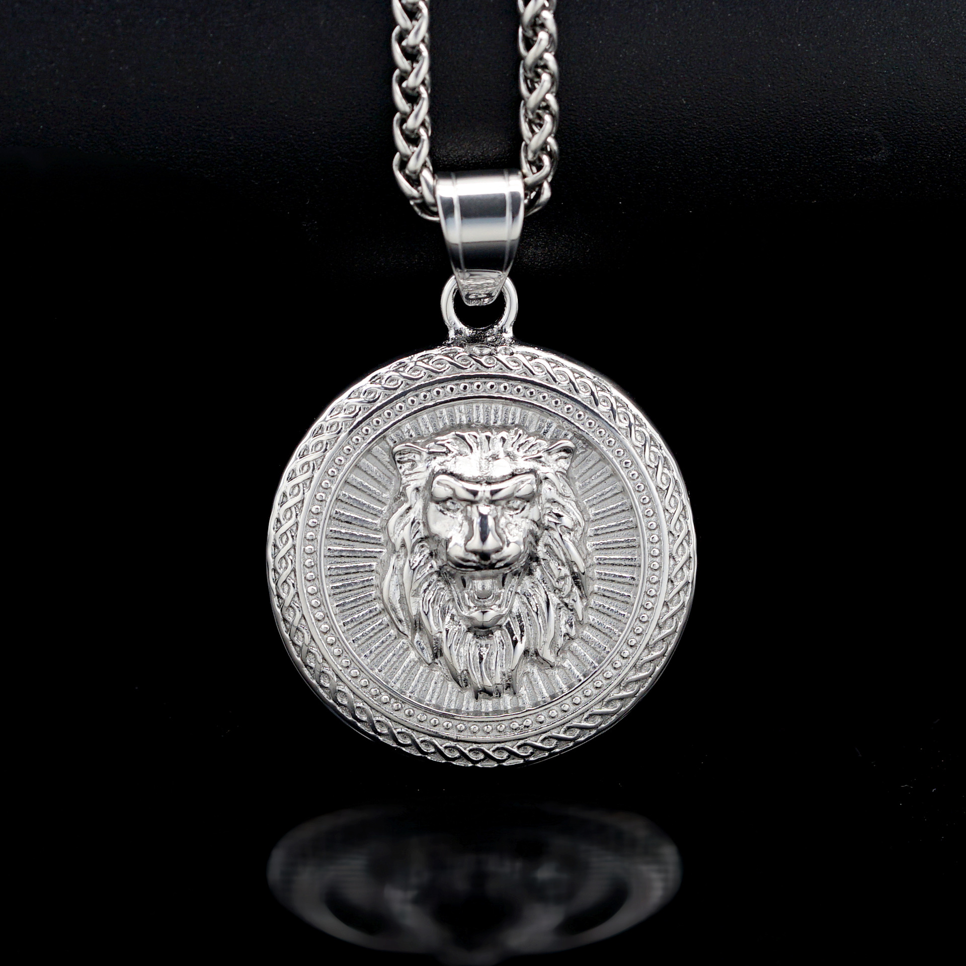 จี้เงินเดี่ยวไม่มีโซ่