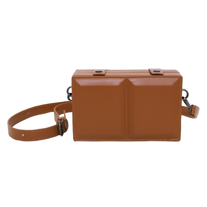 Brown snap button