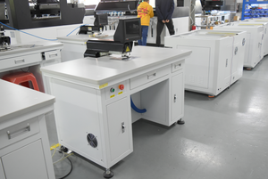 Punzonadora CNC automática para perforación de orificios de guía de placa de circuito impreso y componentes de motor de núcleo de punzonado de película PCB - Product Image 4