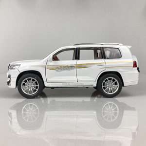 <strong>1</strong>/<strong>24</strong> Zinc Alloy Metal Diecast Model Pull Back <strong>Toy</strong> Car With Sound and Light - Product Image 2