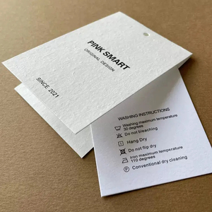 Etiquetas de ropa de papel personalizadas de la mejor calidad Etiquetas colgantes de papel recubierto Bucle de cuerda para ropa de marca privada - Product Image 1