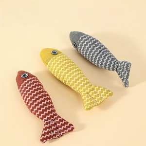 Caliente simulación forma de pez hierba gatera arrugado sonido gato juguetes mordedura dientes resistentes limpieza mascota juguetes de peluche Vatnip pez gato para juguete - Product Image 1