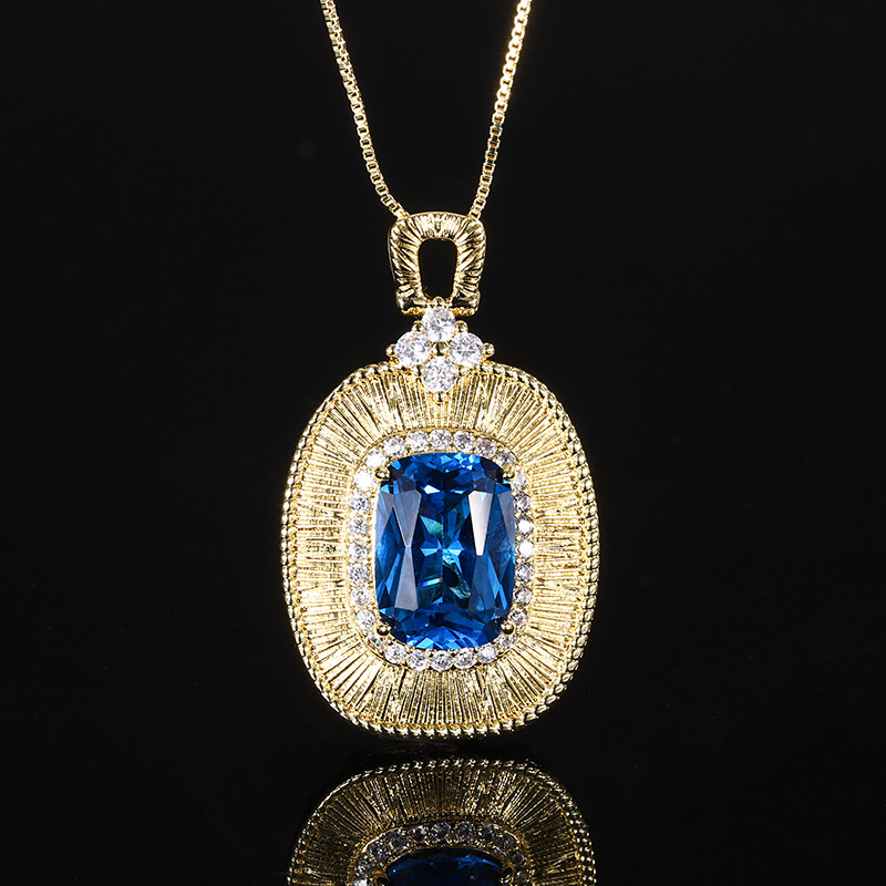 Blue pointed crystal pendant with chain