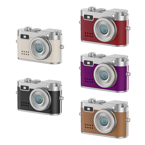 Adventureclip mini-Wearable 4k Keychain máy ảnh với Windproof Mic & Du Lịch sạc trường hợp - Product Image 6