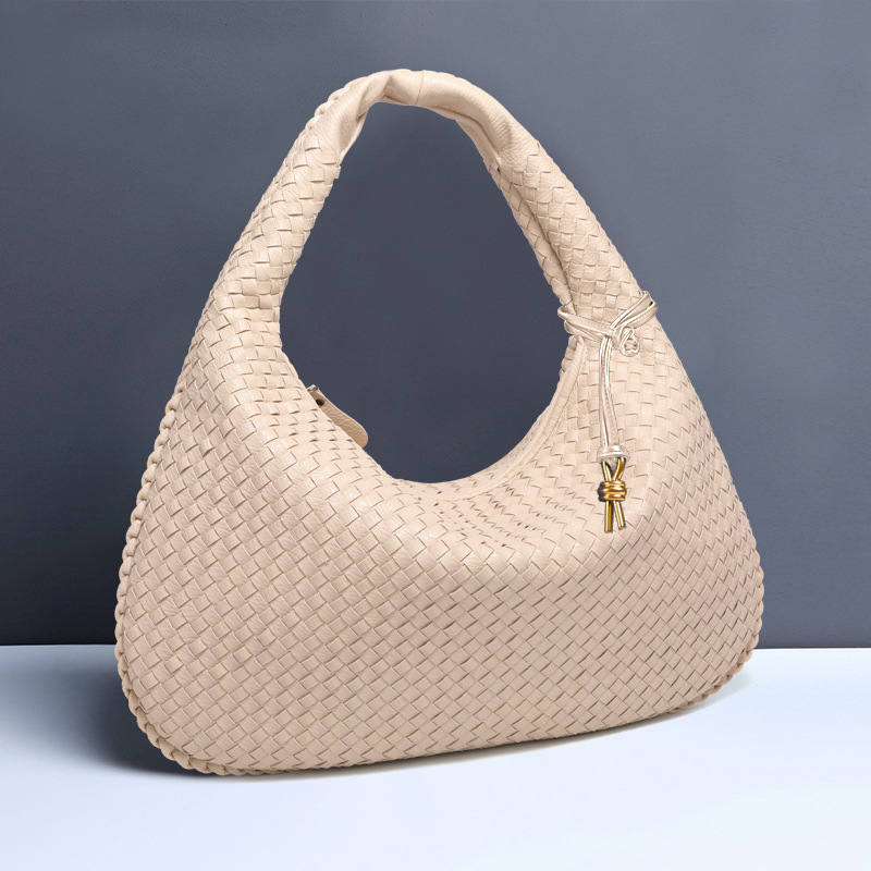 626 # beige (sin accesorios)