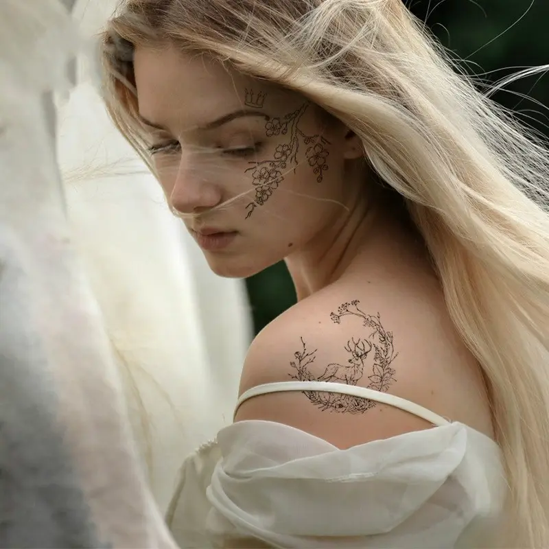 Autoadesivo della testa del toro del tatuaggio del fronte collo mano indietro disegno fresco Sexy corpo uomo donna arte impermeabile Tempo hennè autoadesivo del tatuaggio per la ragazza