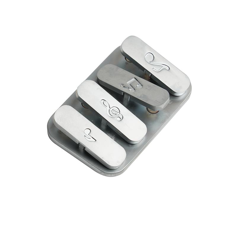 8-Piano silver